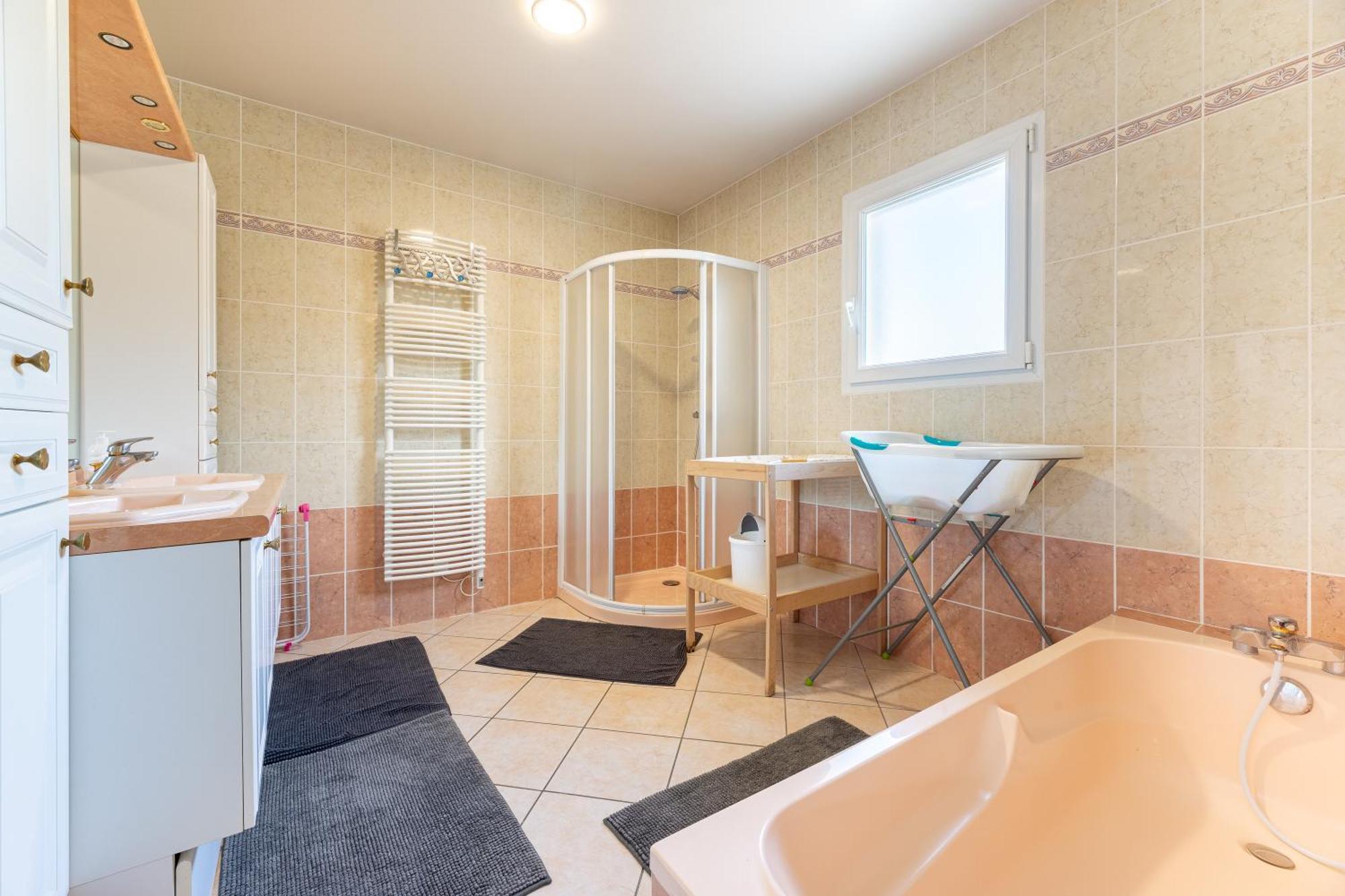 La Maison Paradis - Piscine Privee Et Chauffee Luçon Eksteriør billede